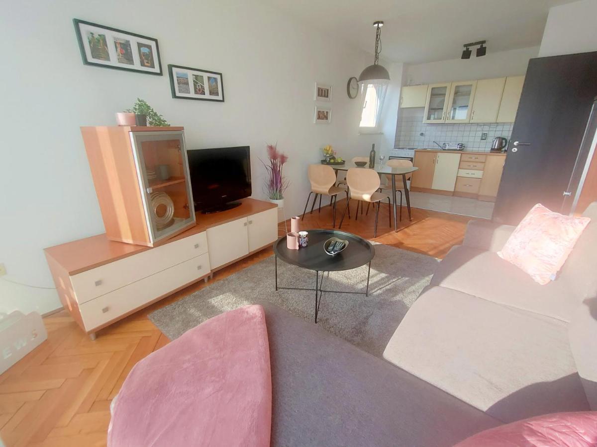 Ferienwohnung Adria Holliday Rijeka Exterior foto